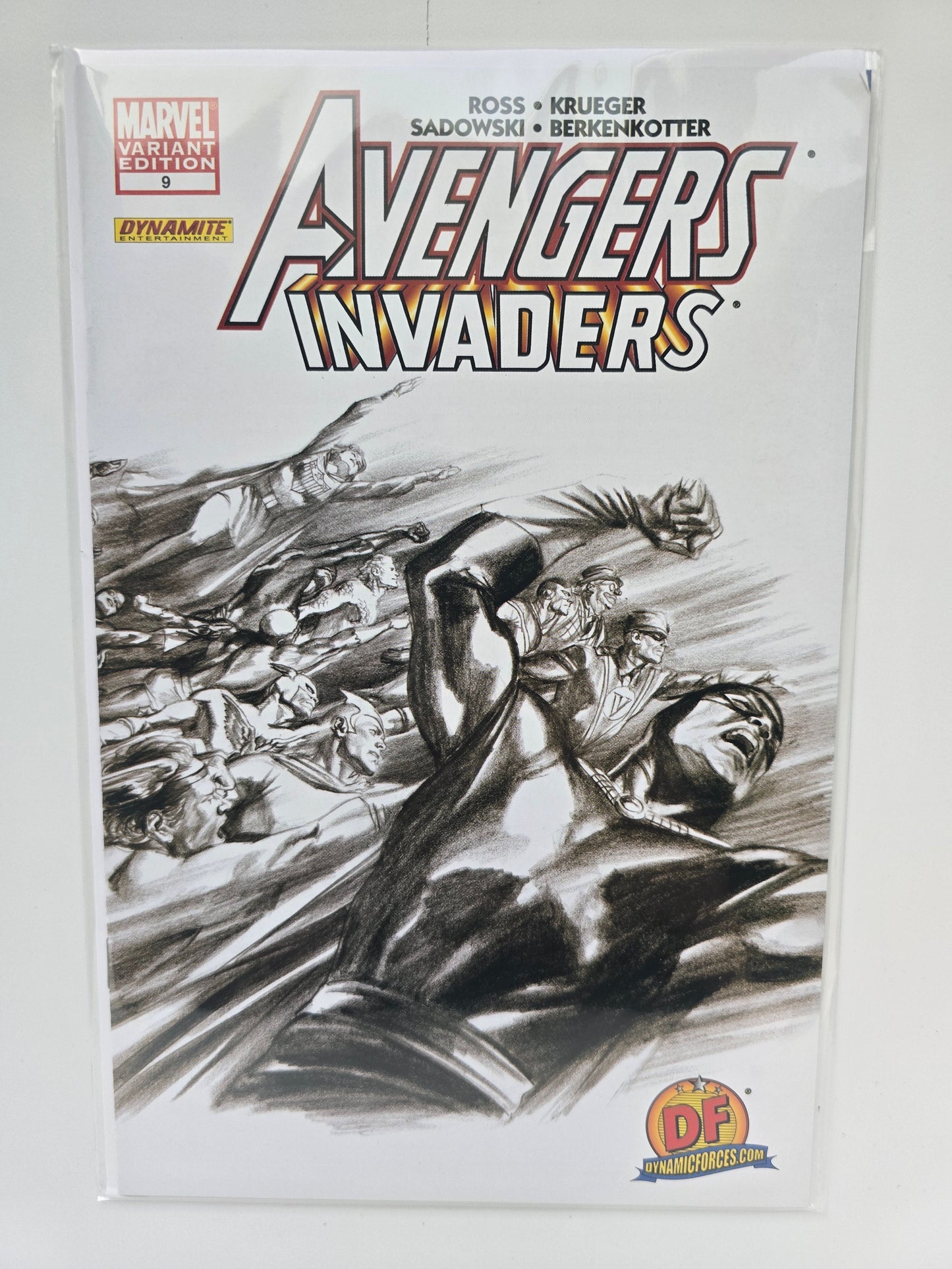 AVENGERS INVADERS #9